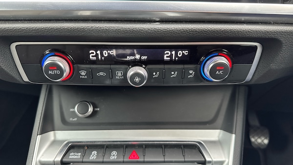 Used Audi Q3 2019 for sale - 76272346: Photo 22