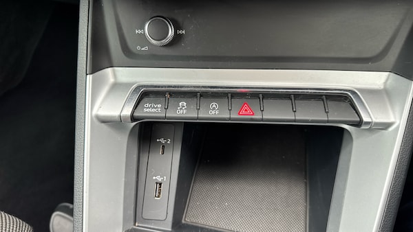 Used Audi Q3 2019 for sale - 76272346: Photo 23