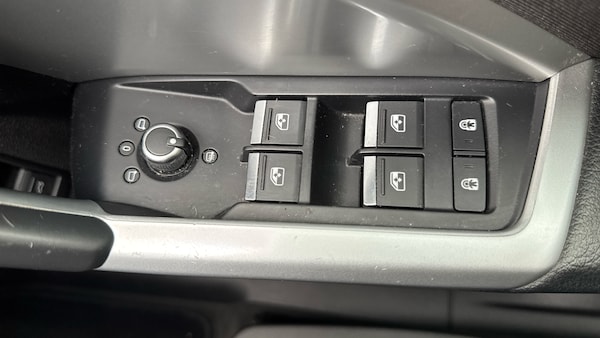 Used Audi Q3 2019 for sale - 76272346: Photo 30