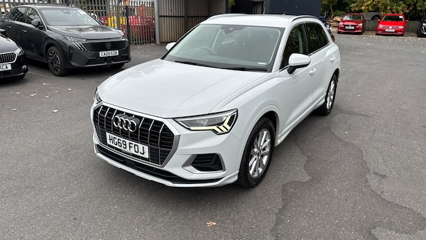 Used Audi Q3 2019 for sale - 76272346: Photo 38