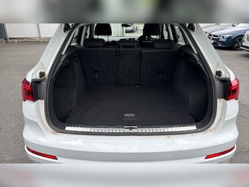 Used Audi Q3 2019 for sale - 76272346: Photo 4