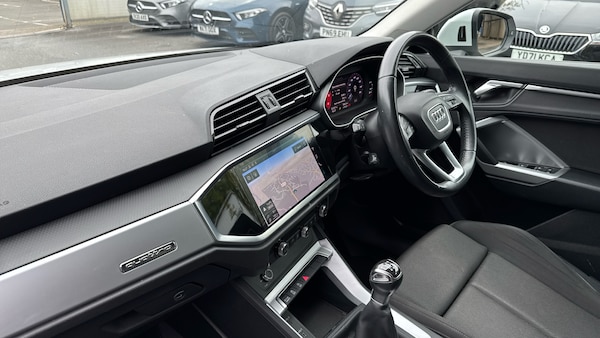 Used Audi Q3 2019 for sale - 76272346: Photo 9