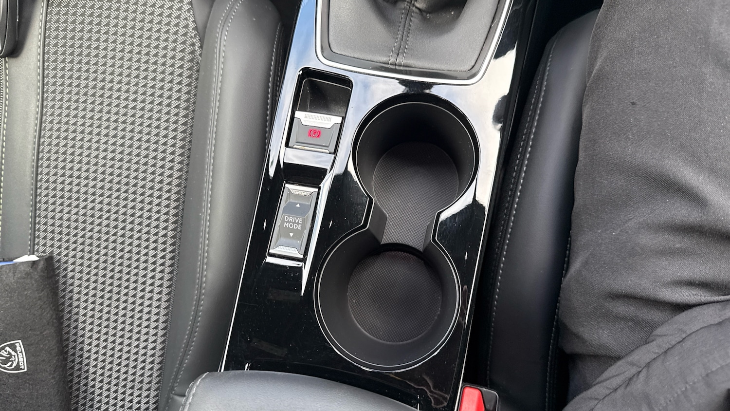 Used Peugeot 2008 2023 for sale - 78004278: Photo 40