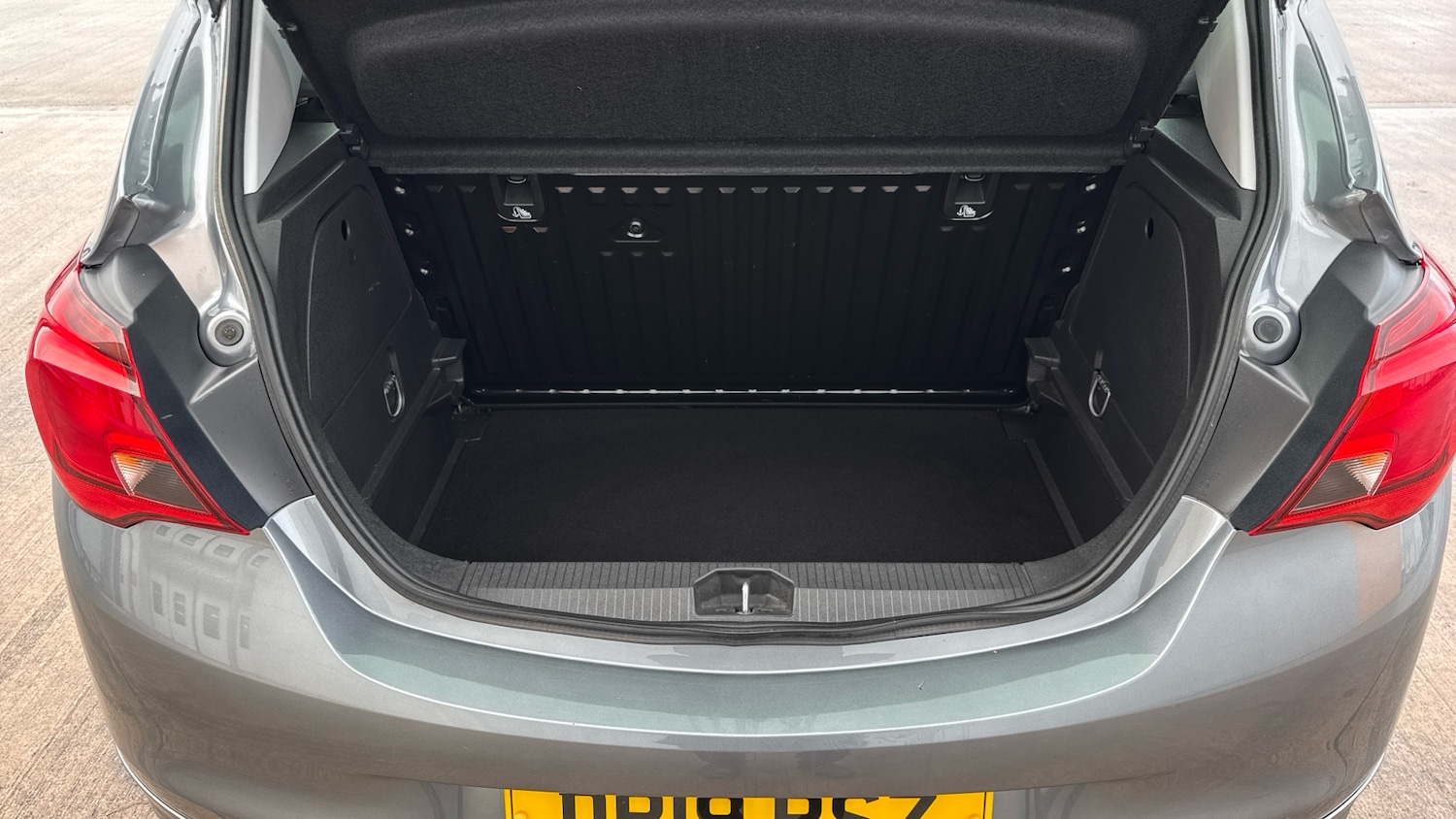 Used Vauxhall Corsa 2019 for sale - 76340489: Photo 4