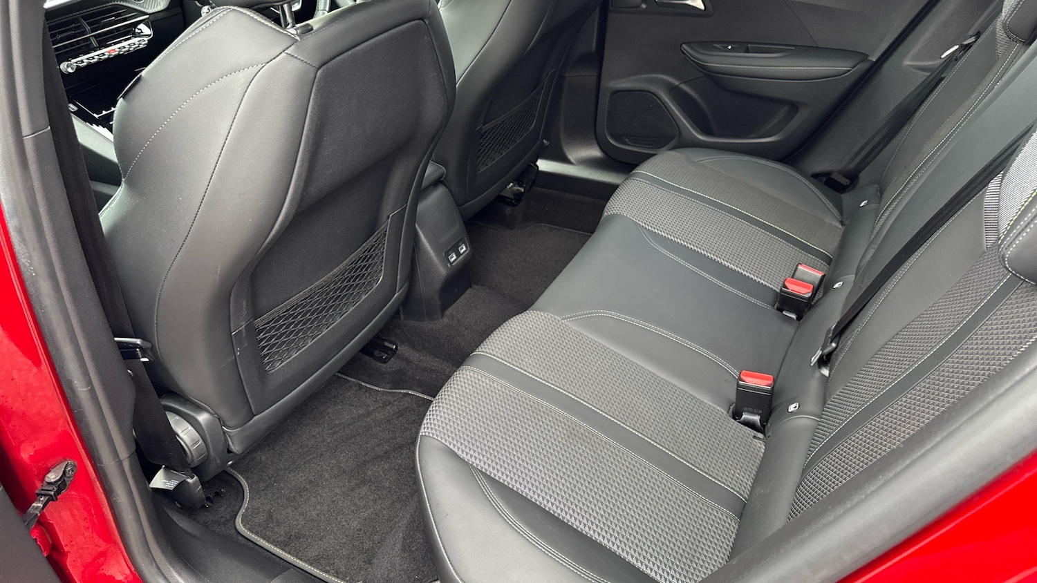 Used Peugeot 2008 2021 for sale - 76479467: Photo 16