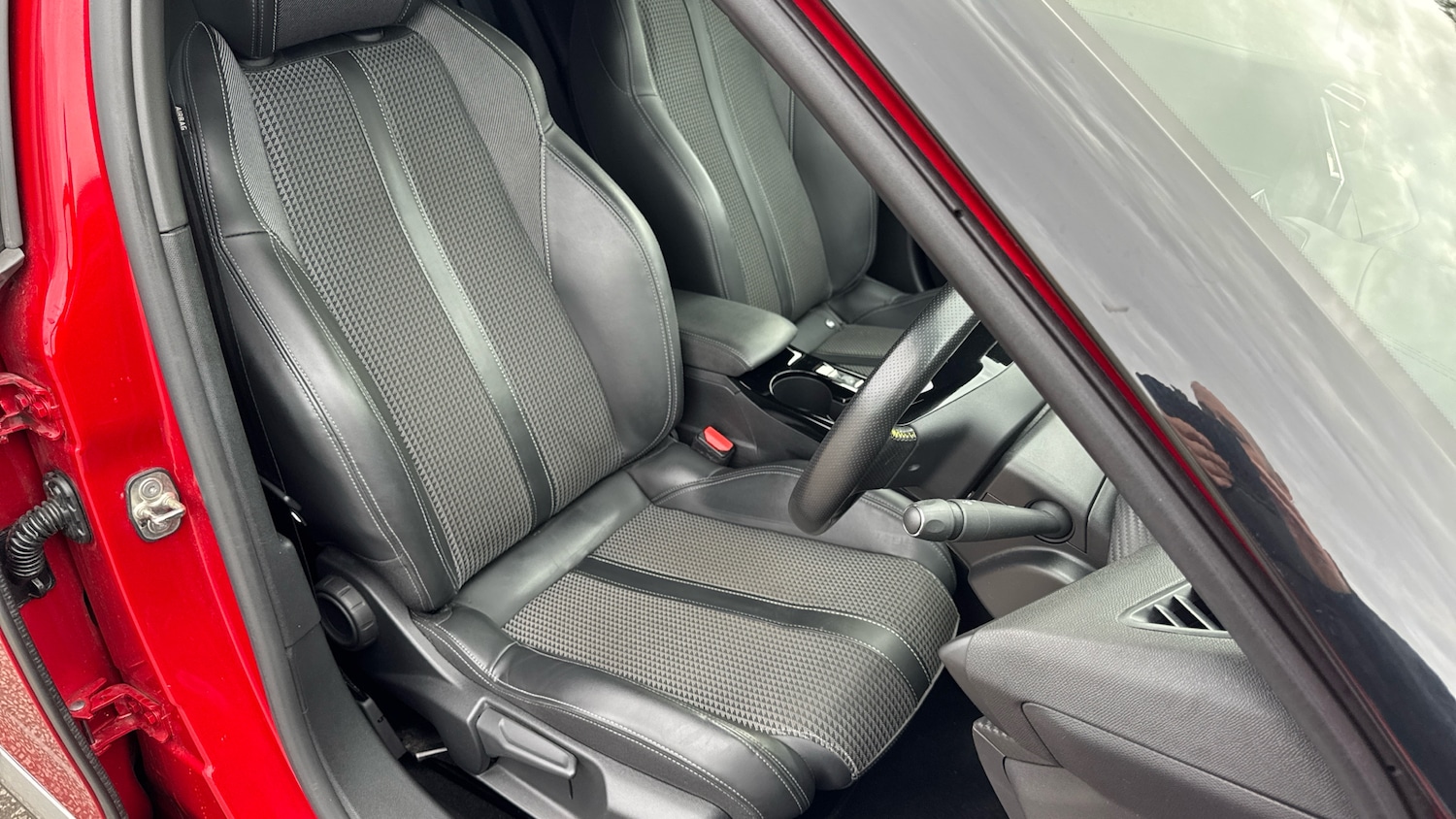 Used Peugeot 2008 2021 for sale - 76479467: Photo 38