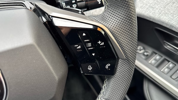 Used Peugeot 3008 2025 for sale - 76298872: Photo 33