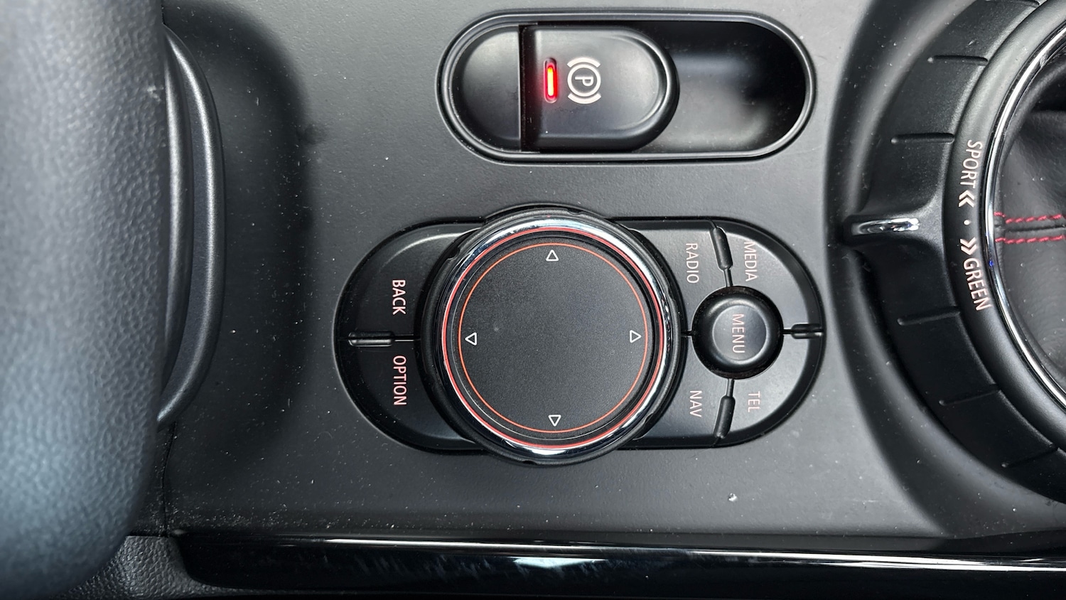 Used MINI Clubman 2016 for sale - 77847693: Photo 40