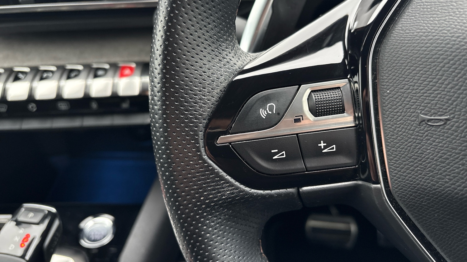 Used Peugeot 5008 2021 for sale - 76894363: Photo 25