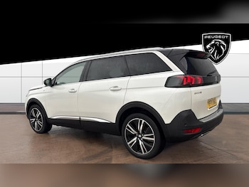 Used Peugeot 5008 2021 for sale - 76894363: Photo