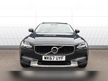 Used Volvo V90 2018 for sale - 76205883: Photo