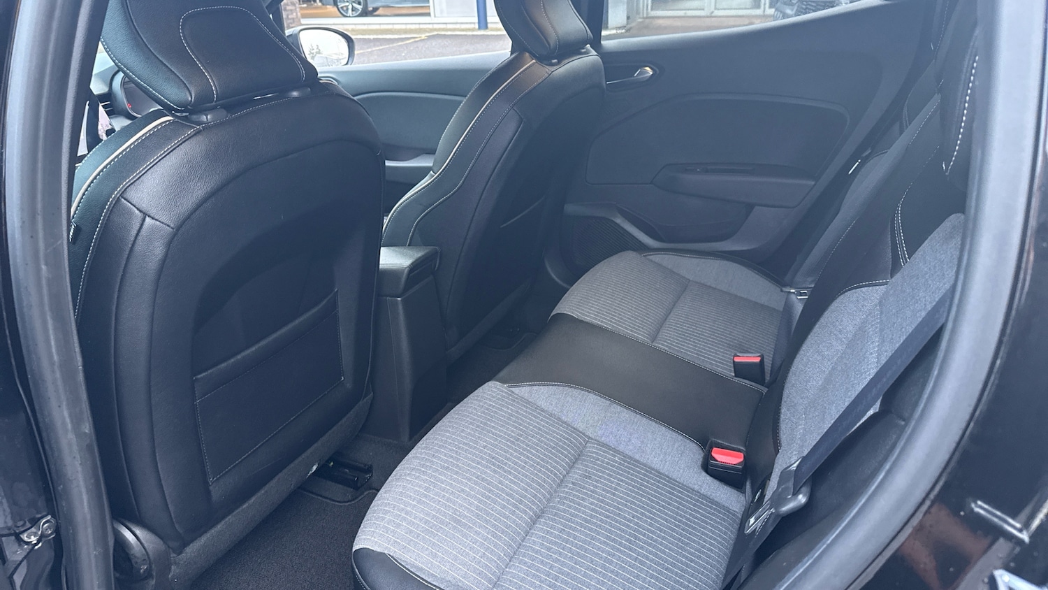 Used Renault Clio 2021 for sale - 76578084: Photo 16