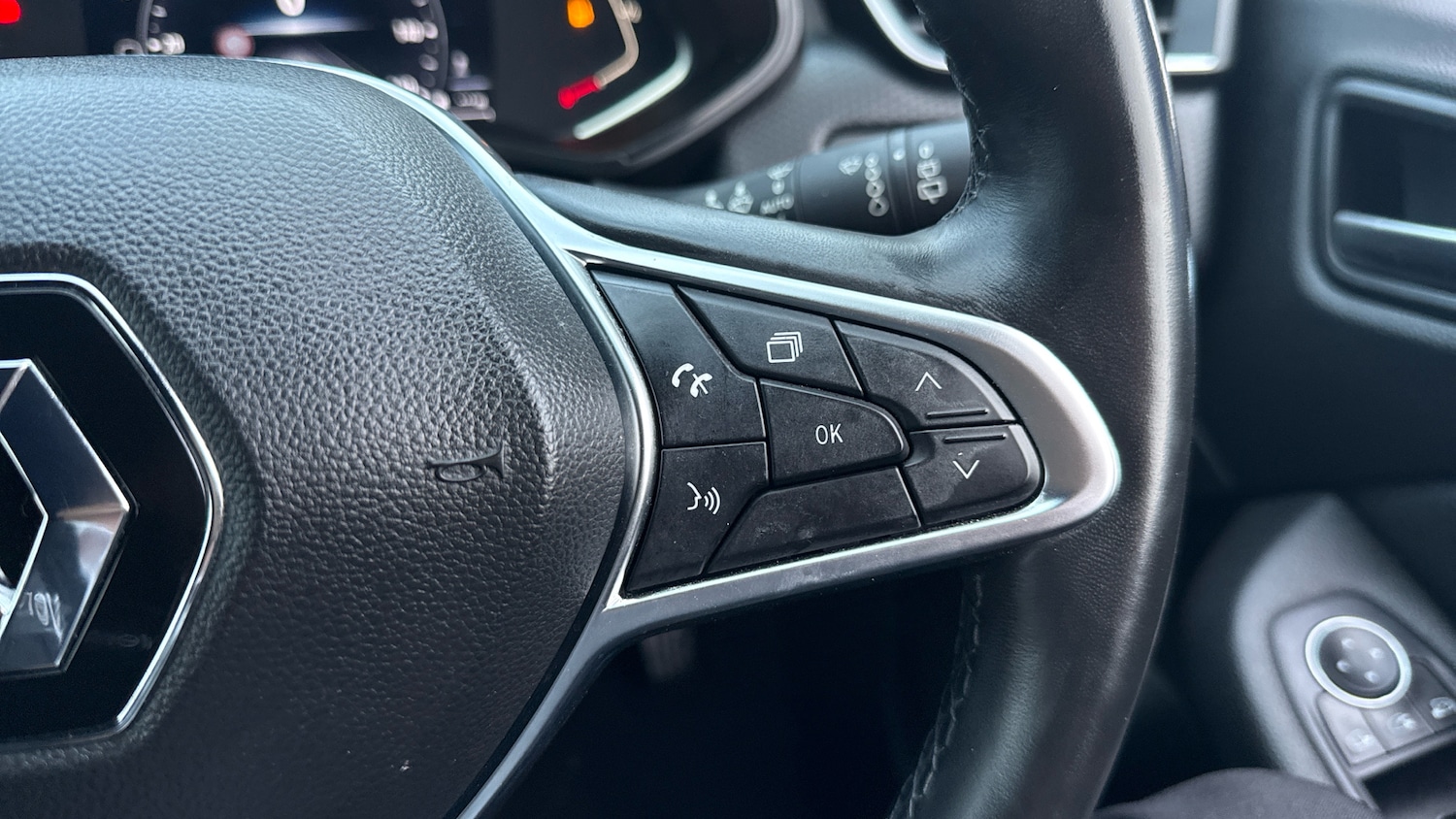 Used Renault Clio 2021 for sale - 76578084: Photo 22