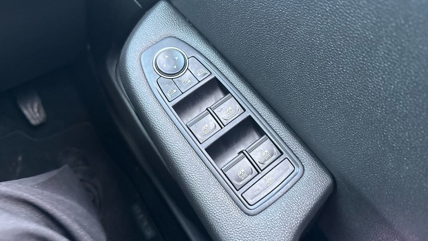 Used Renault Clio 2021 for sale - 76578084: Photo 23