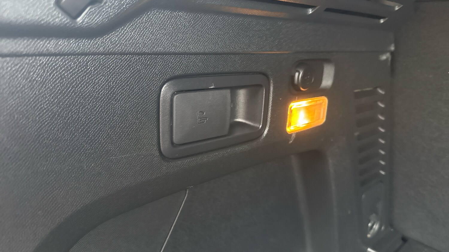 Used Peugeot 3008 2022 for sale - 77639988: Photo 21