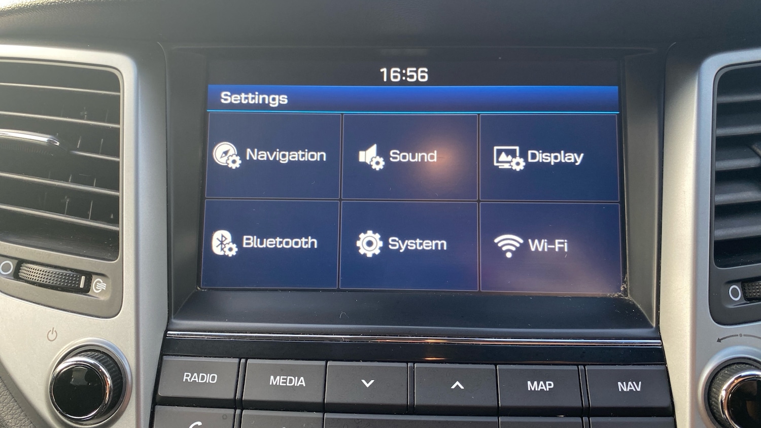 Used Hyundai TUCSON 2017 for sale - 77761741: Photo 40