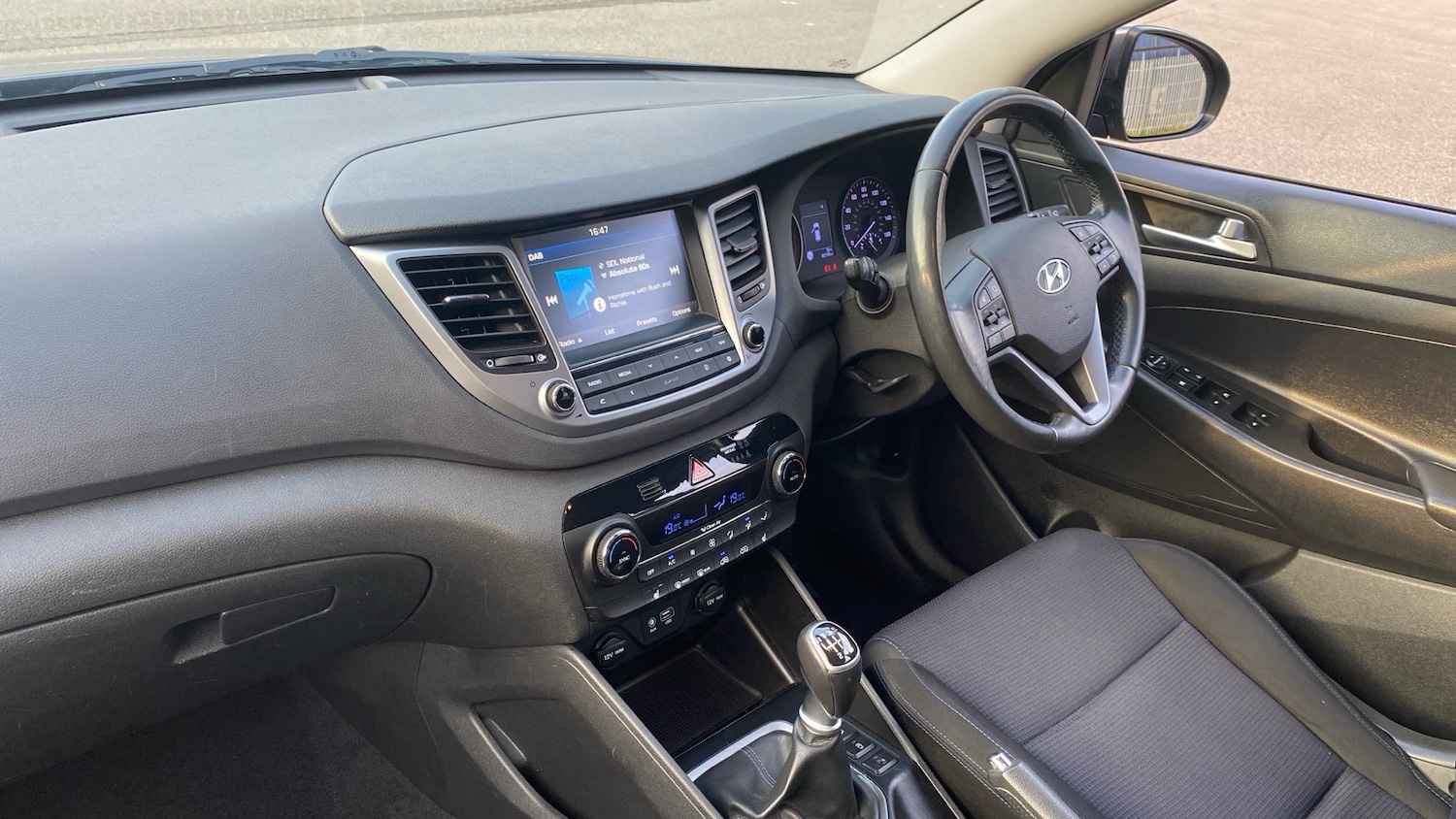 Used Hyundai TUCSON 2017 for sale - 77761741: Photo 9