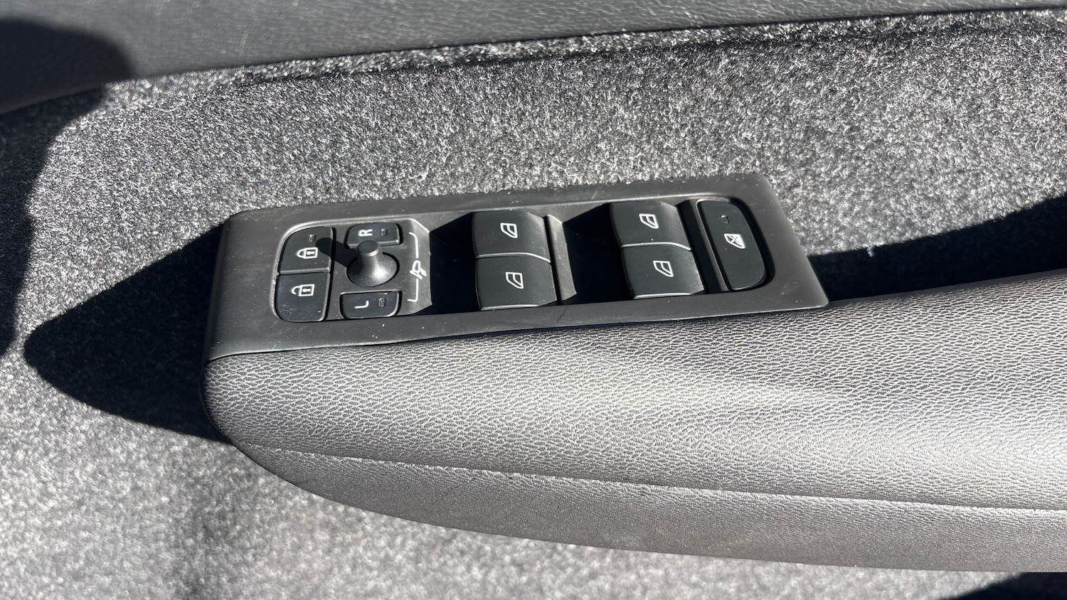 Used Volvo XC40 2020 for sale - 76131134: Photo 33