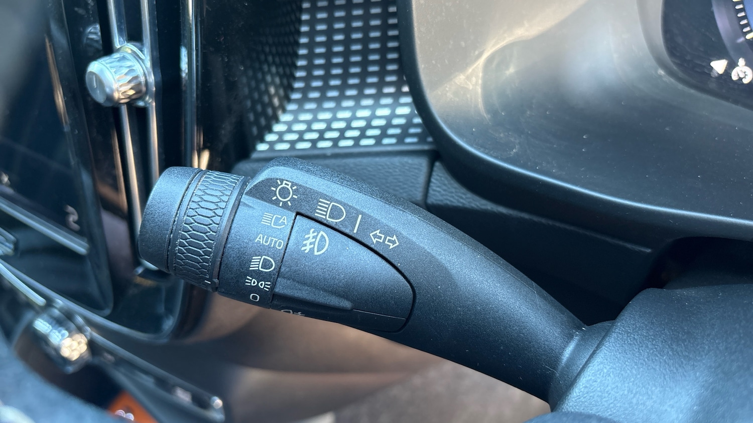 Used Volvo XC40 2020 for sale - 76131134: Photo 43