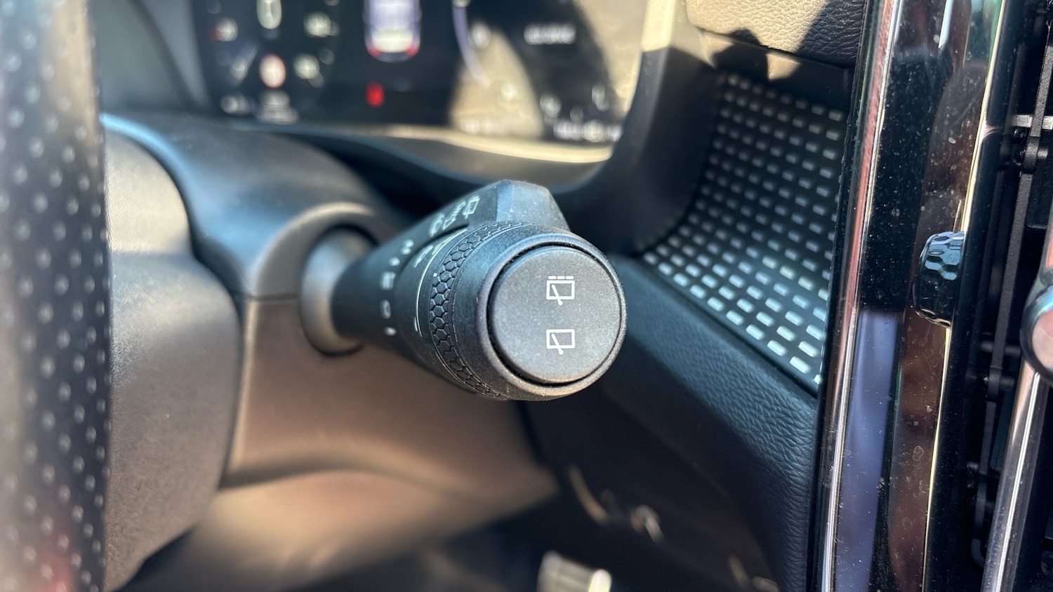 Used Volvo XC40 2020 for sale - 76131134: Photo 44