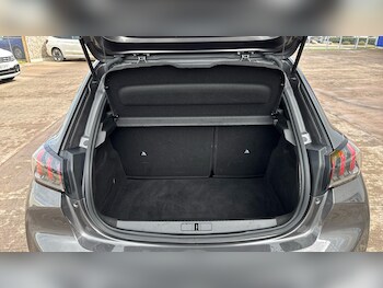 Used Peugeot 208 2023 for sale - 77848777: Photo