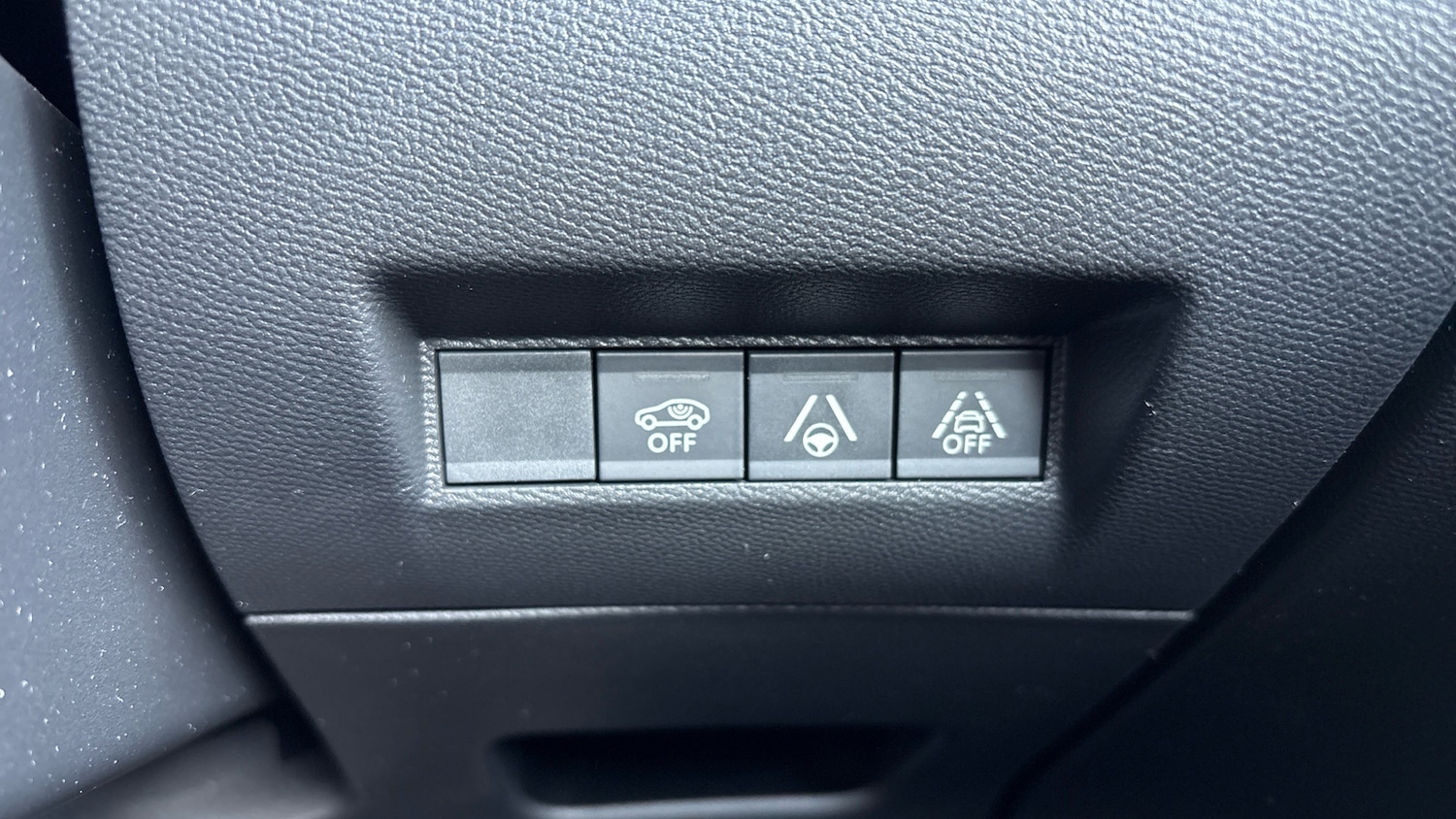 Used Peugeot 208 2020 for sale - 78077538: Photo 31