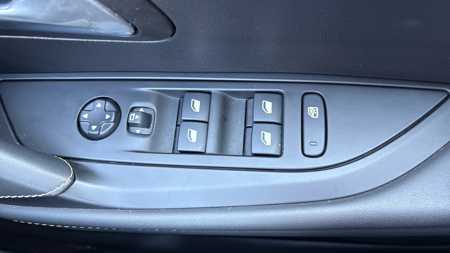 Used Peugeot 208 2020 for sale - 78077538: Photo 32