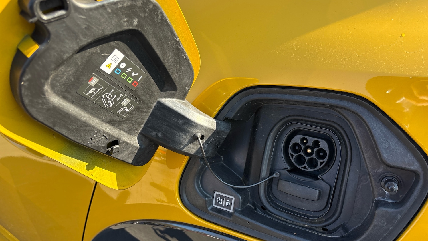 Used Peugeot 208 2020 for sale - 78077538: Photo 40