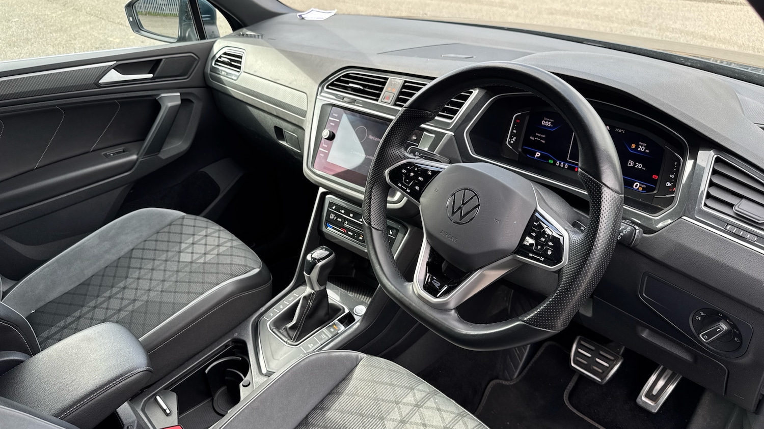 Used Volkswagen Tiguan 2021 for sale - 77763361: Photo 11