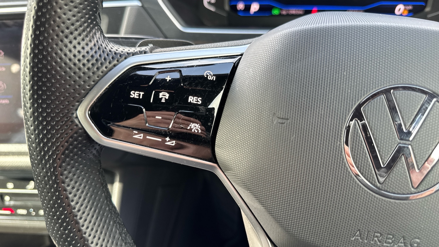 Used Volkswagen Tiguan 2021 for sale - 77763361: Photo 28