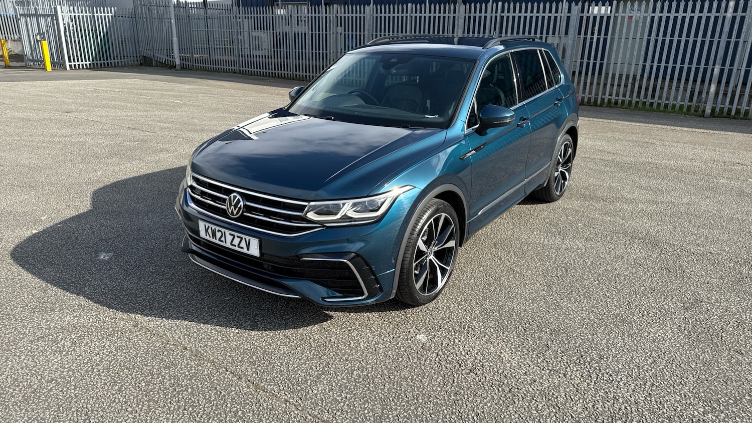 Used Volkswagen Tiguan 2021 for sale - 77763361: Photo 40