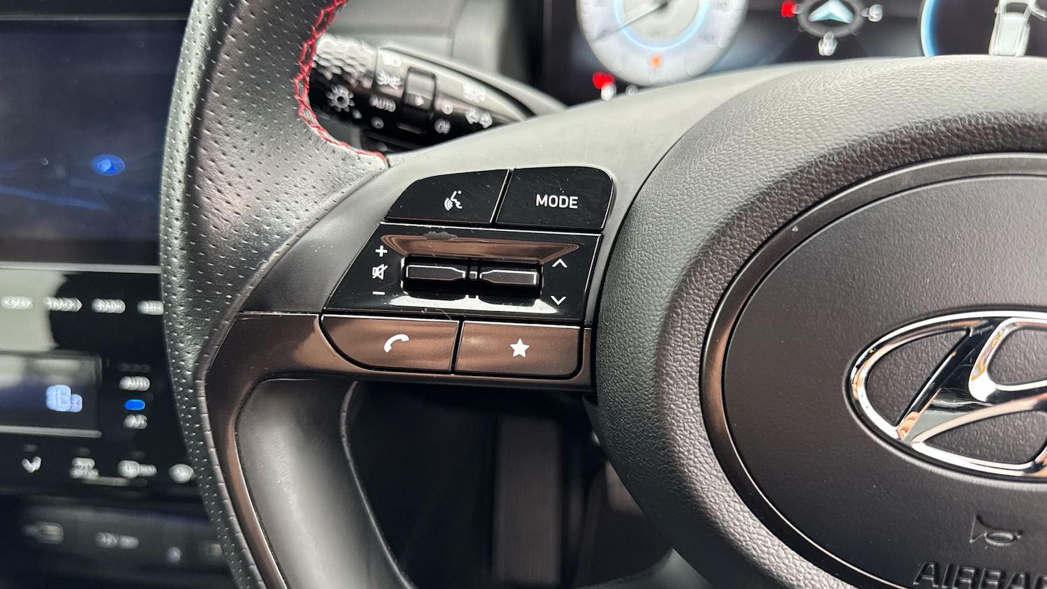 Used Hyundai TUCSON 2021 for sale - 76302839: Photo 29