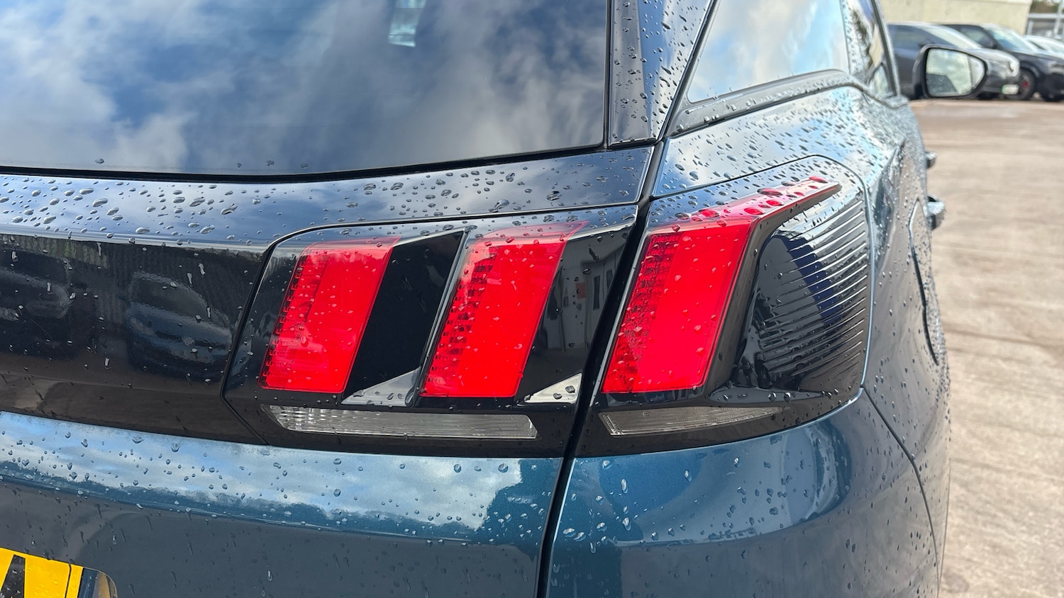 Used Peugeot 3008 2023 for sale - 77616098: Photo 24