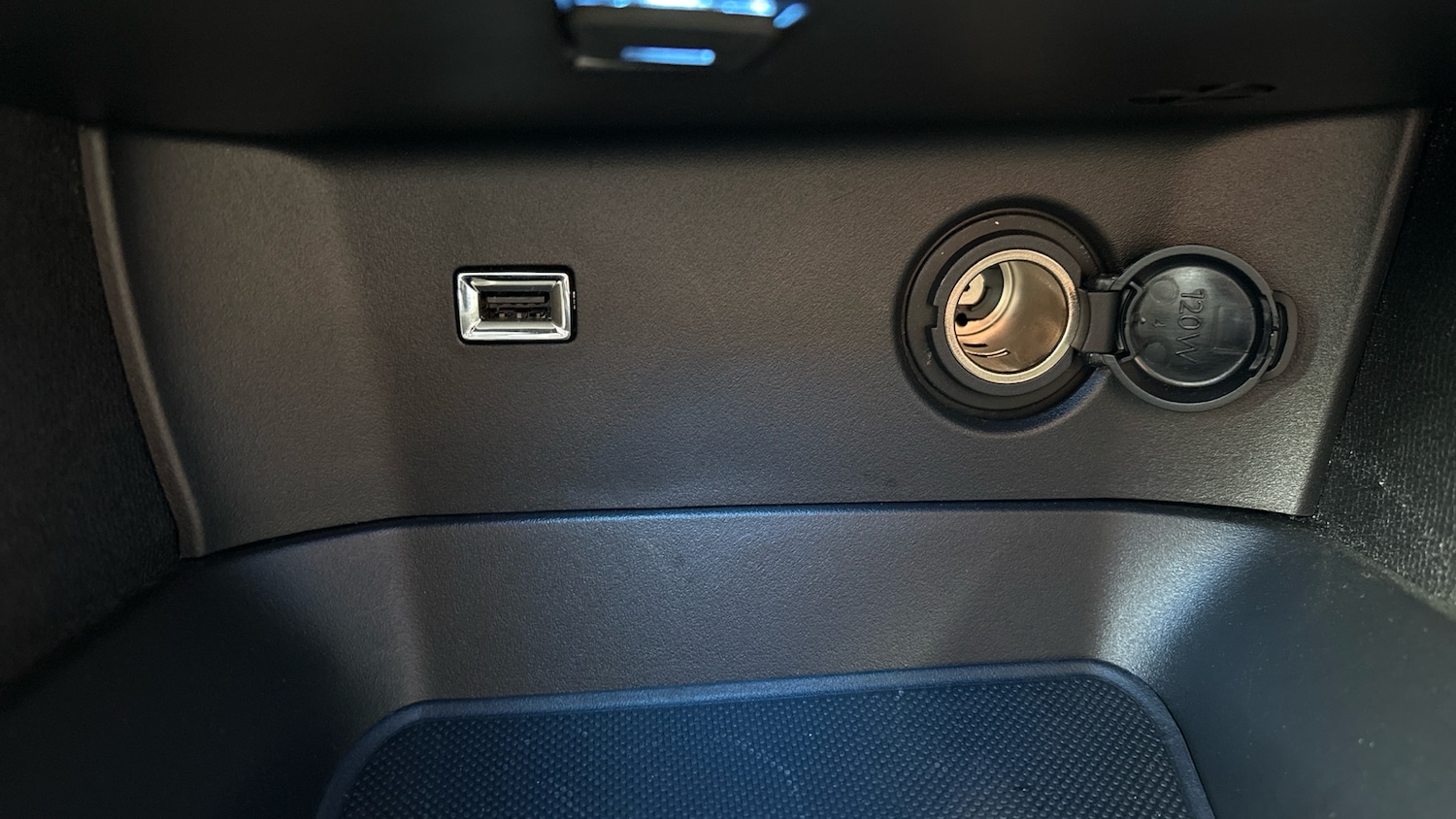 Used Peugeot 3008 2023 for sale - 77616098: Photo 51