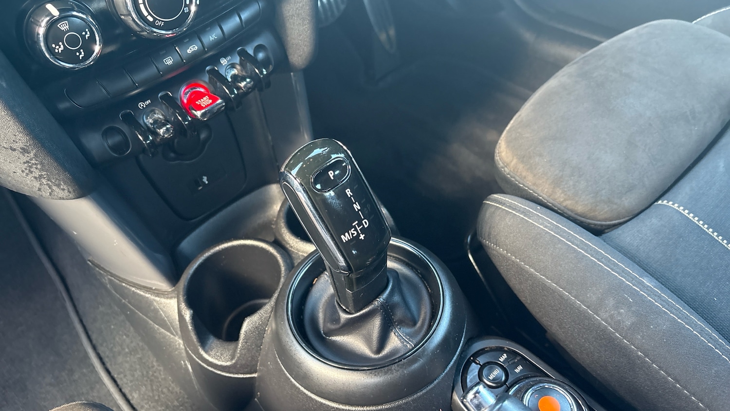 Used MINI Convertible 2018 for sale - 77847691: Photo 13