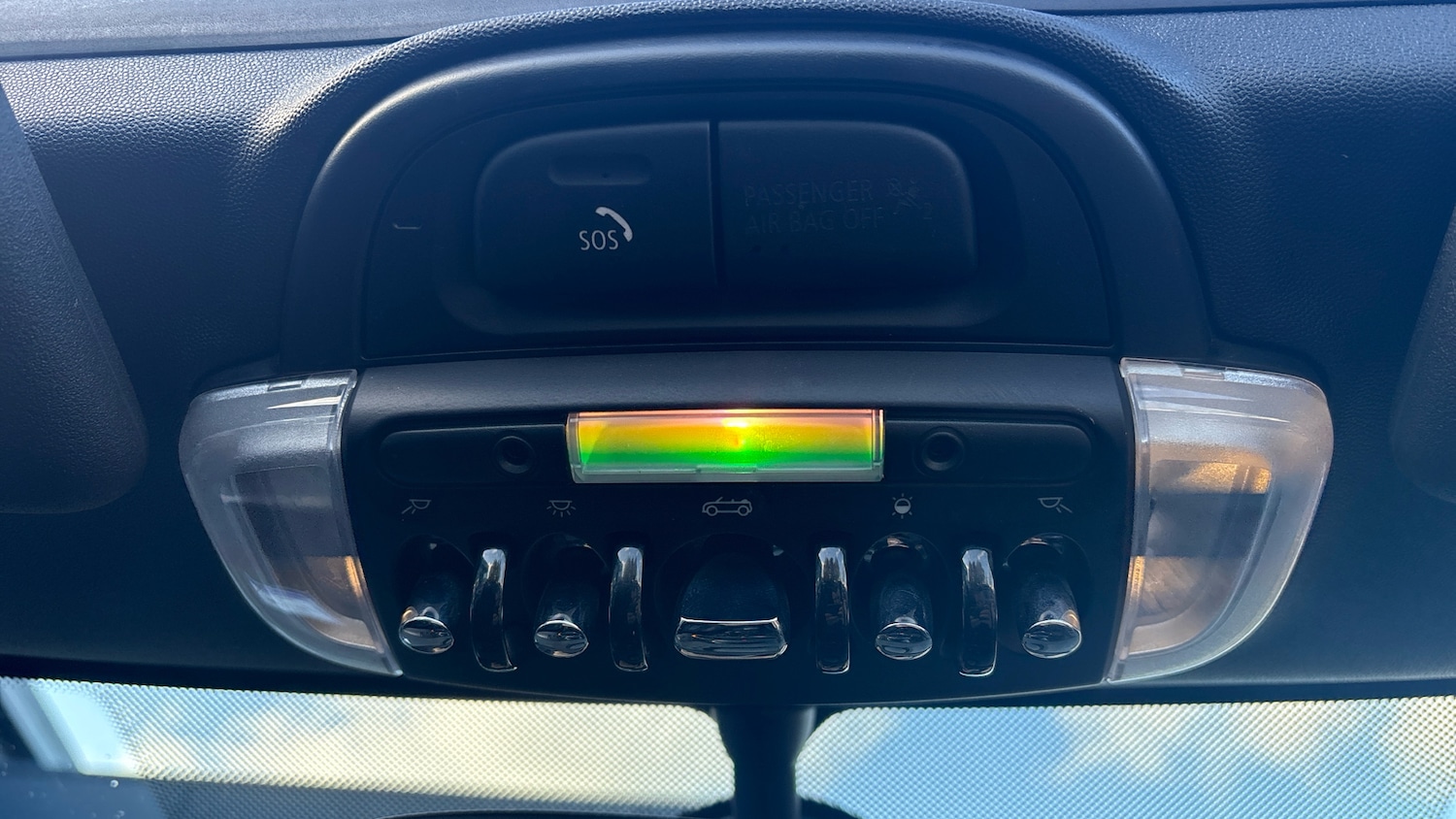 Used MINI Convertible 2018 for sale - 77847691: Photo 40