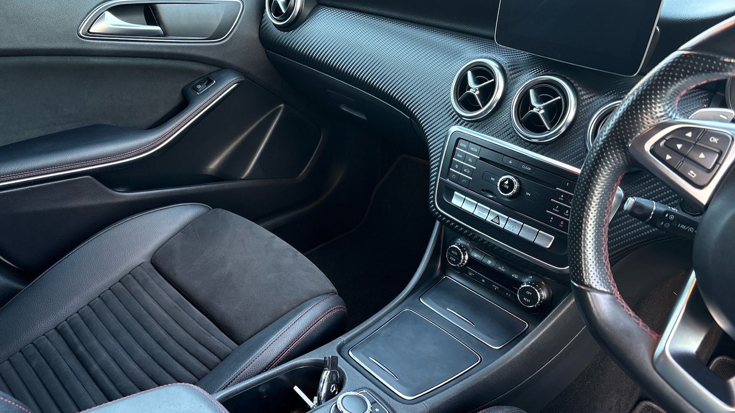 Used Mercedes-Benz A-Class 2017 for sale - 76894348: Photo 14