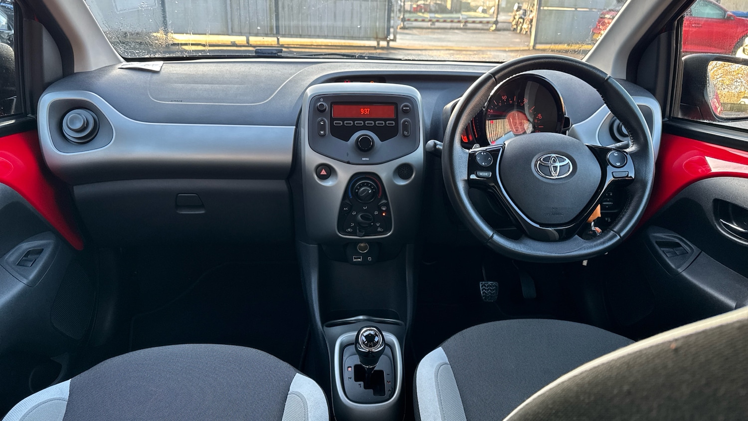 Used Toyota AYGO 2017 for sale - 76782527: Photo 10