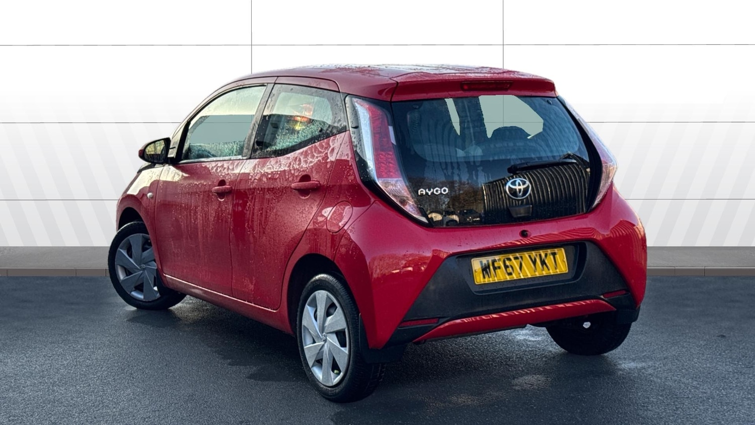 Used Toyota AYGO 2017 for sale - 76782527: Photo 2