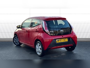 Used Toyota AYGO 2017 for sale - 76782527: Photo