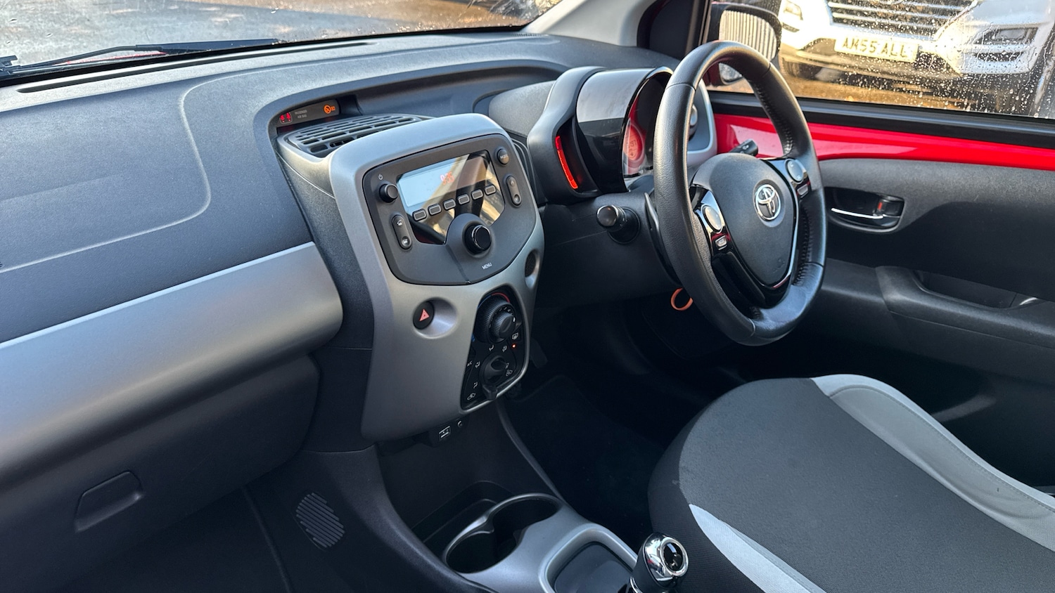 Used Toyota AYGO 2017 for sale - 76782527: Photo 9