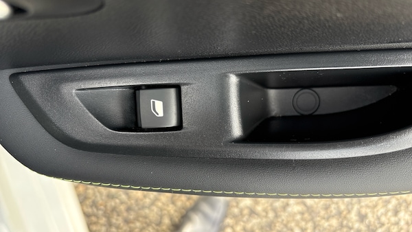 Used Peugeot 208 2022 for sale - 76263167: Photo 46