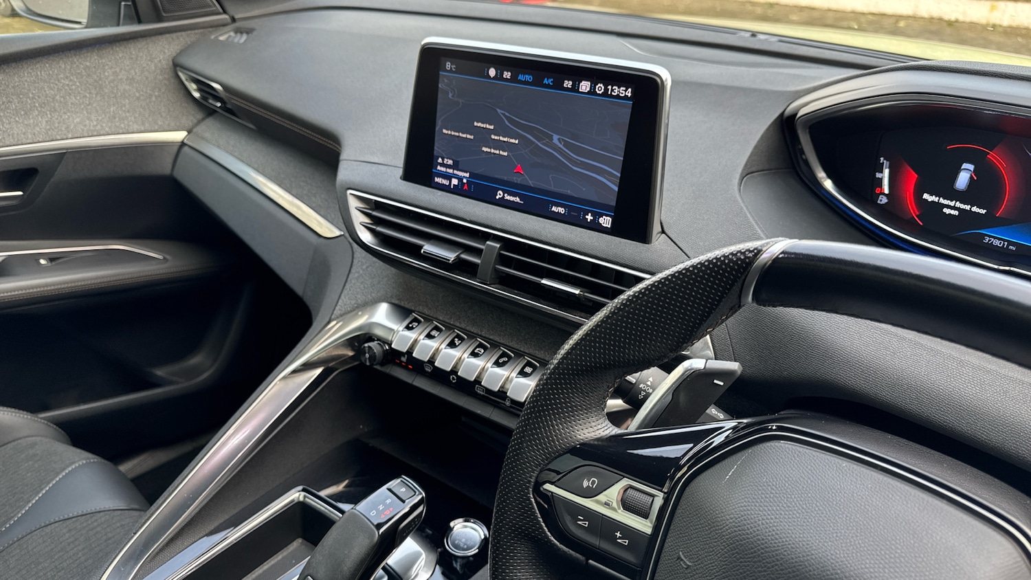 Used Peugeot 3008 2020 for sale - 77116429: Photo 14