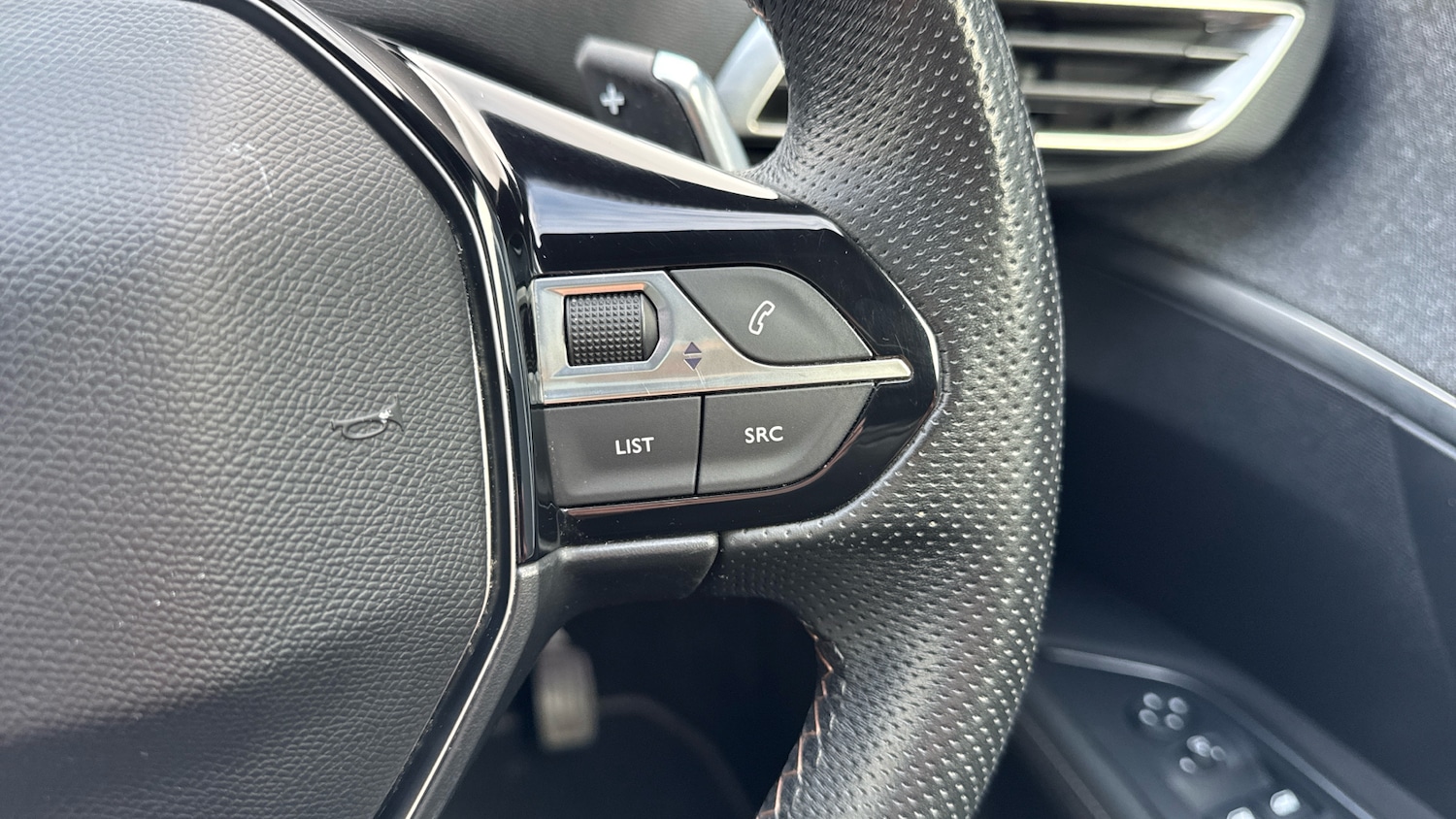 Used Peugeot 3008 2020 for sale - 77116429: Photo 29