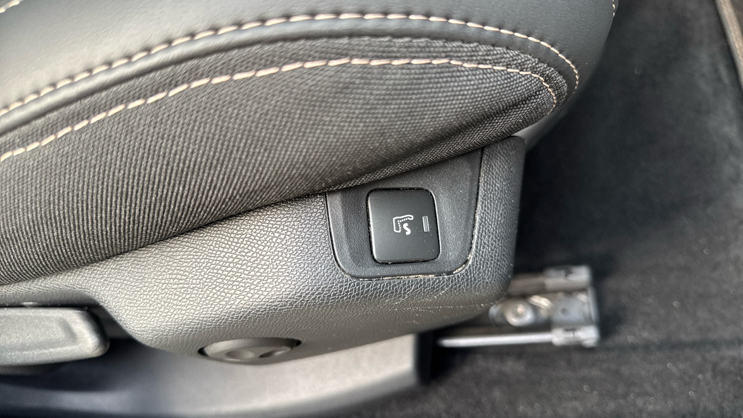 Used Peugeot 3008 2020 for sale - 77116429: Photo 38