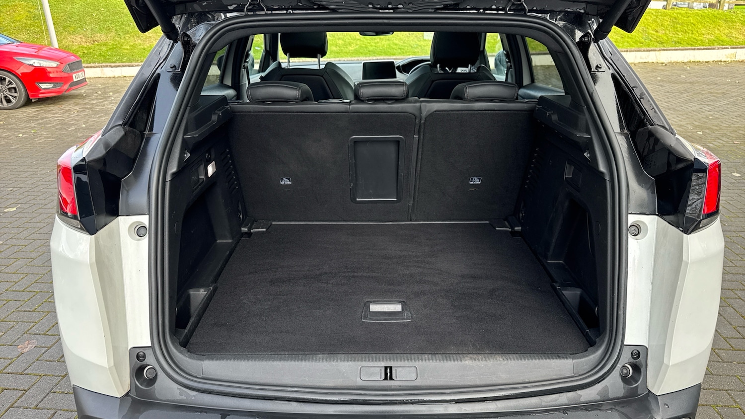 Used Peugeot 3008 2020 for sale - 77116429: Photo 4