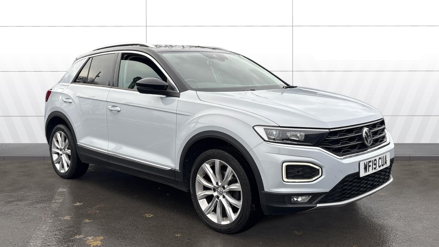 Used Volkswagen T-Roc 2019 for sale - 76881550: Photo 1