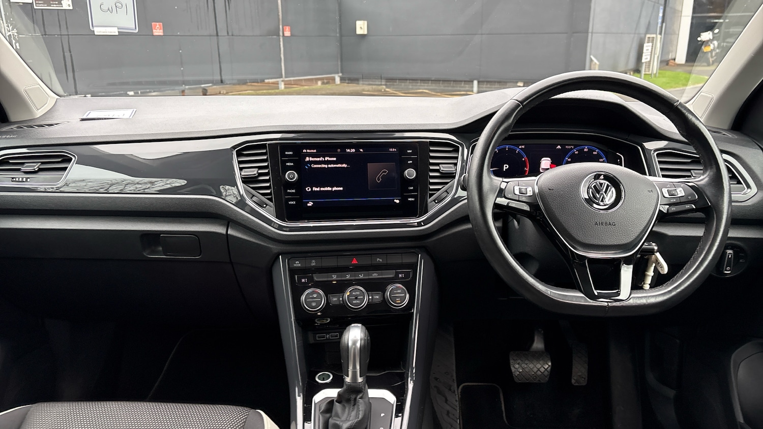 Used Volkswagen T-Roc 2019 for sale - 76881550: Photo 10