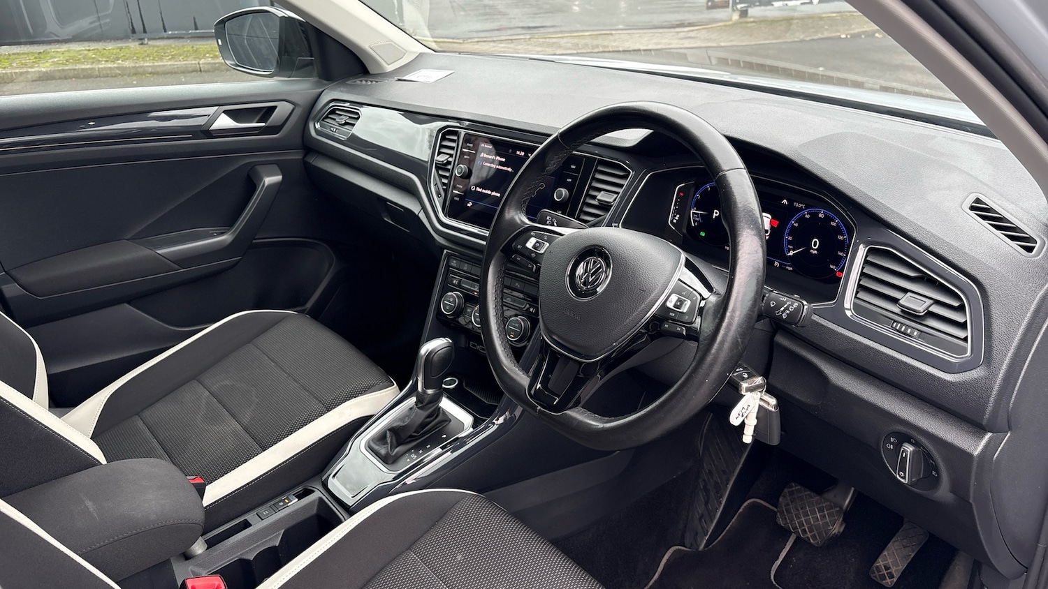 Used Volkswagen T-Roc 2019 for sale - 76881550: Photo 11