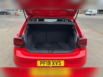 Used Volkswagen Polo 2019 for sale - 76302846: Photo 4